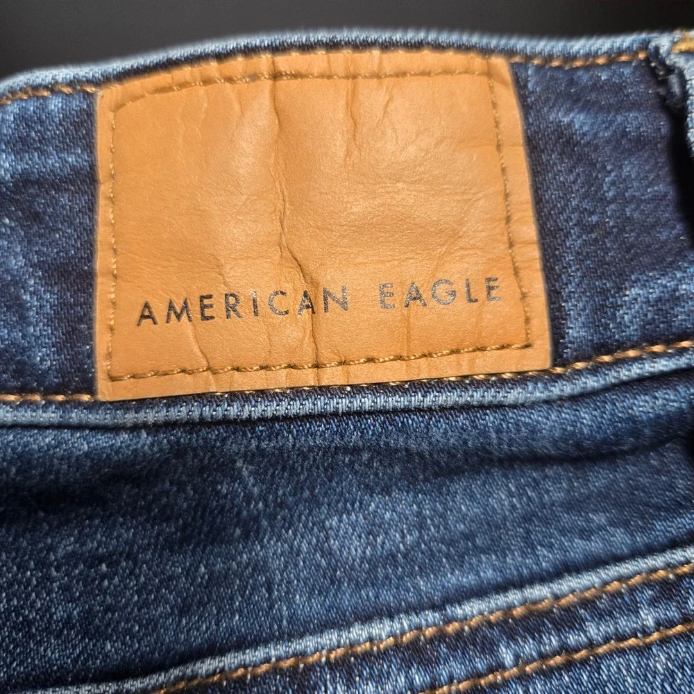 American Eagle‎ Hi-Rise Midi Cut Off Denim Shorts Blue Super Stretch Size 6